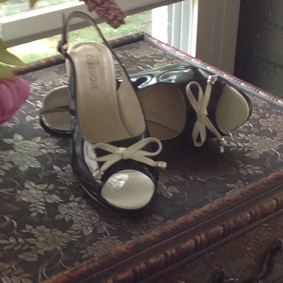 Cream & Black Patten Heels - Picture 1 of 4